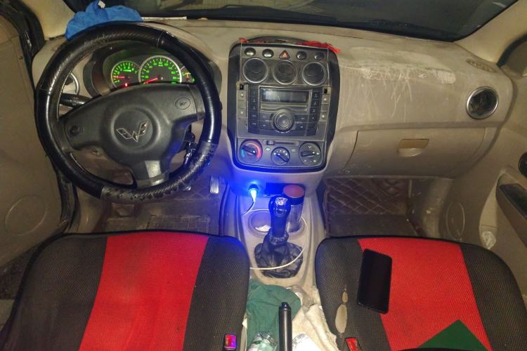 Used Wuling Hongguang 2014 1.2L Standard Model China IV