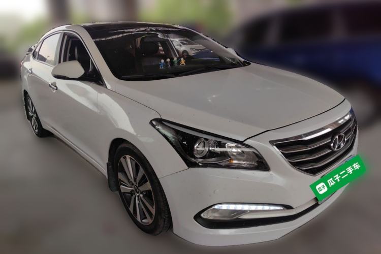 Used Hyundai Mistra 2014 1.8L Automatic Deluxe DLX Model Front Right 45 Deg