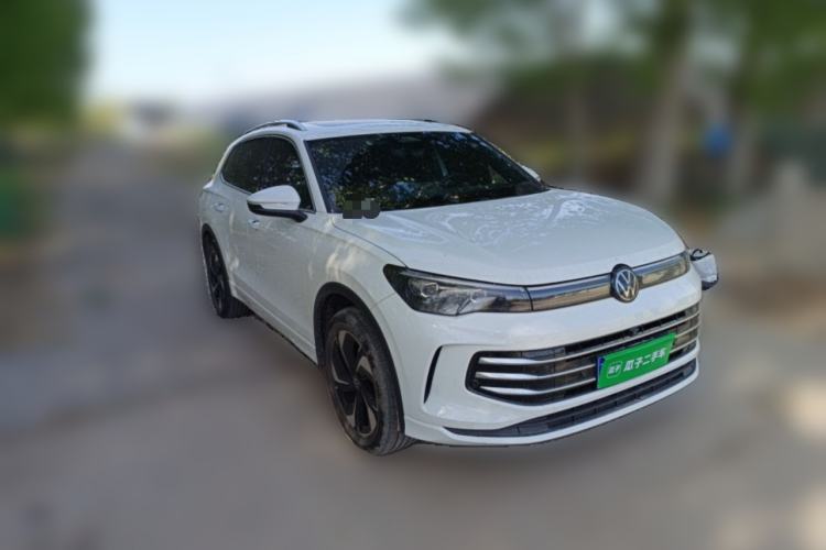 Used Volkswagen Tiguan L 2024 PRO 330TSI Two-Wheel Drive Smart Edition
