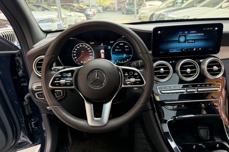 Used Mercedes-Benz GLC 2022 Facelifted GLC 260 L 4MATIC Dynamic Edition Steering Wheel