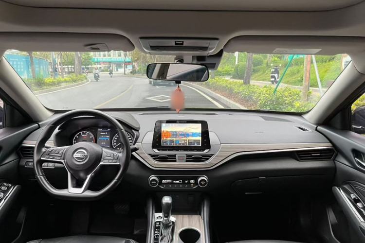 Used Nissan Teana 2021 2.0L XL Comfort Edition Interior 3