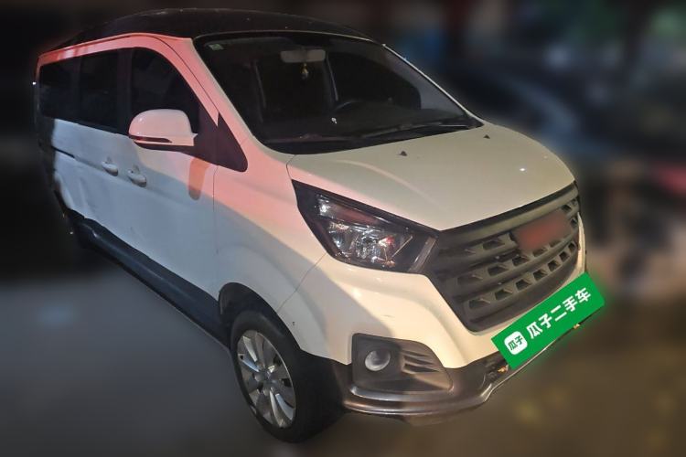 Used Jinbei Gold Hiace M Classic 2023 1.5L Travel Lion Passenger Vehicle 5/6/7 Seats
