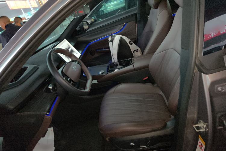 Used Qiyuan A07 2025 Range-Extended "True Fragrant" Edition 230 Flagship Model
