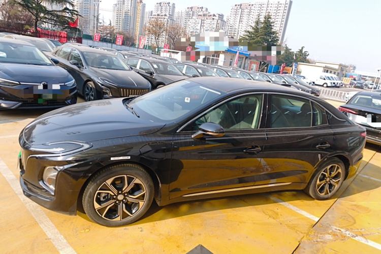 Used Hongqi E-QM5 2023 Revised Version Basic Travel Edition
