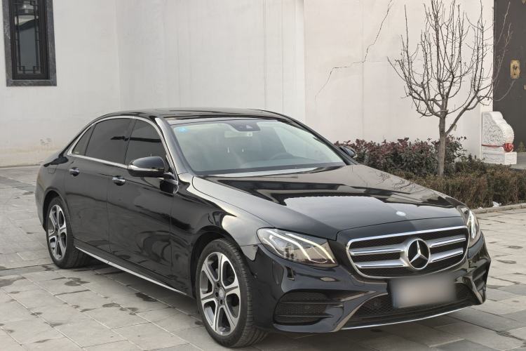 Used Mercedes-Benz E-Class 2016 E 300 L Sporty and Stylish Model
