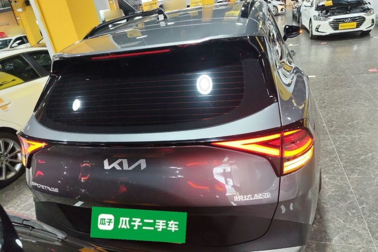 Used Kia Sportage (Chinese Domestic Model) 2025 1.5T Two-Wheel Drive Prestige Edition
