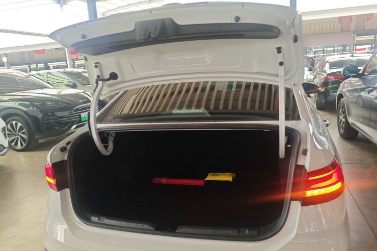 Used Volkswagen Lavida 2024 1.5L Automatic Starry Sky 5 Million Edition