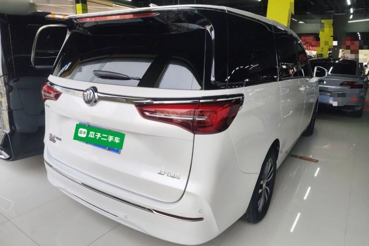 Used Buick GL8 2022 ES Landtrek 653T Comfort Edition