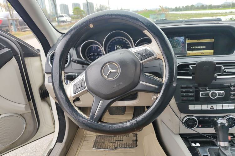 Used Mercedes-Benz C-Class 2010 C 180K Classic model