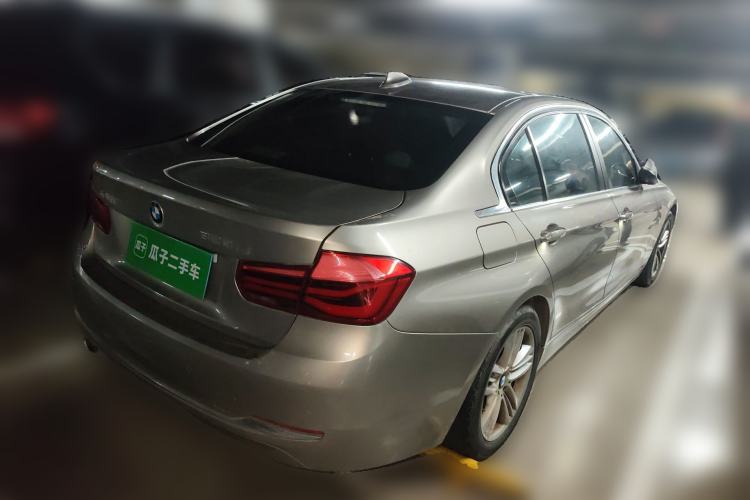 Used BMW 3 Series 2016 320Li Fashion Model Rear Right 45 Deg