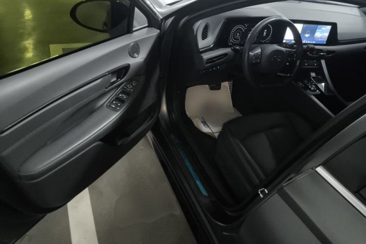Used Hyundai Sonata 2022 380TGDi Automatic 20th Anniversary Edition Driver Seat