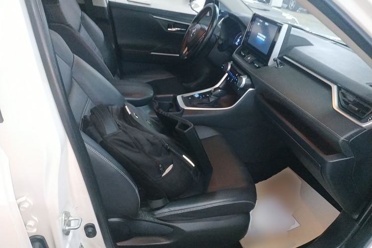 Used Toyota RAV4 2020 Dual-Motor 2.5L E-CVT Four-Wheel Drive Flagship Edition Right Front Seat