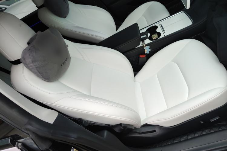 Used Tesla Model 3 2021 Performance High-Performance All-Wheel-Drive Version 3D6 Right Front Seat