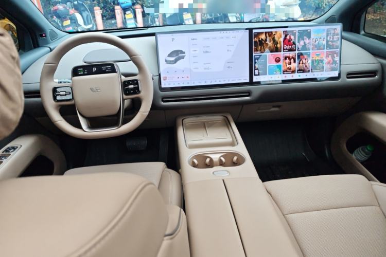 Used Li Auto i6 2025 Model Two-Wheel-Drive Standard Type