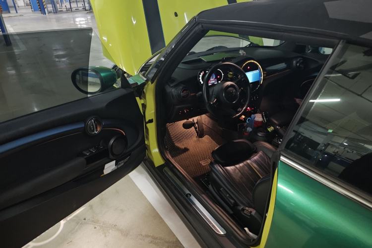 Used MINI MINI 2022 Revised 2.0T COOPER S CABRIO Sidewalk