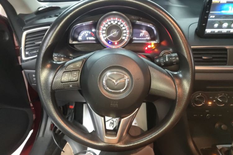 Used Mazda Mazda 3 Axela 2016 Hatchback 1.5L Automatic Comfort Model
