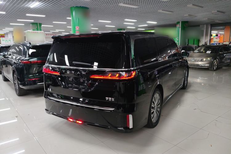 Used VOYAH Dream 2022 0-Carbon Edition Dream+ Smart Enjoyment Package 475 km Rear Right 45 Deg