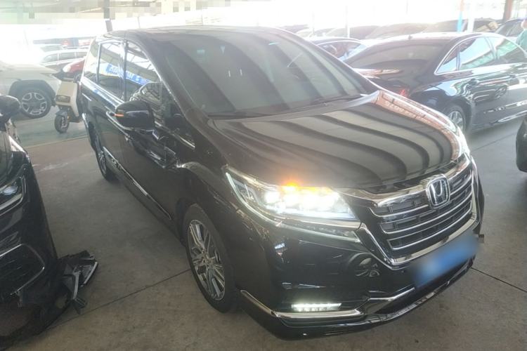 Used Honda Elysion 2019 2.0L Hybrid Luxury Edition Front Right 45 Deg