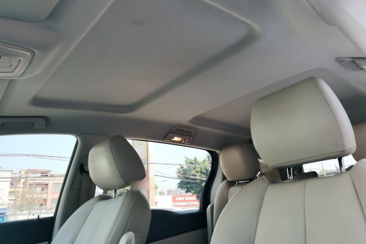 Used Buick GL8 2023 Land Executive Class Smart Enjoyment Model