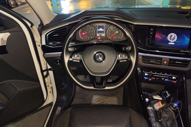 Used Volkswagen Tayron 2020 330TSI Two-Wheel Drive Luxury Smart Connectivity Version
