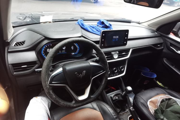 Used Wuling Hongguang S3 2018 1.5L Manual Comfort Model China V Standard