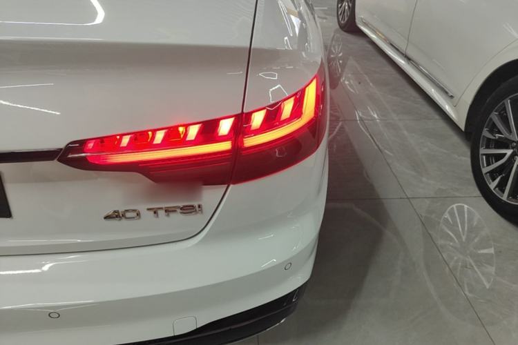 Used Audi A4L 2022 40 TFSI Luxury Dynamic Model