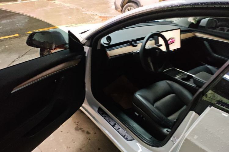 Used Tesla Model 3 2022 Rear-Wheel-Drive Version
