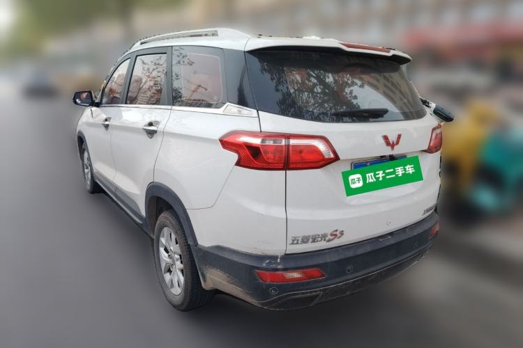 Used Wuling Hongguang S3 2018 1.5L Manual Luxury Model China V Standard
