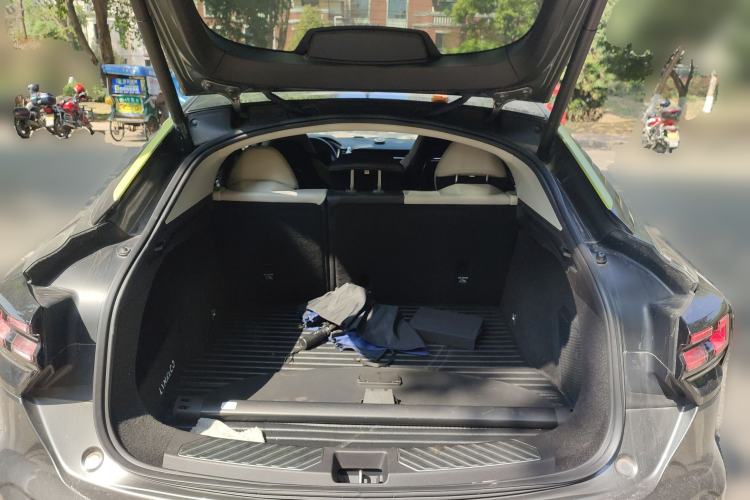 Used Lynk & Co 05 2020 2.0TD Two-Wheel Drive Shine Halo