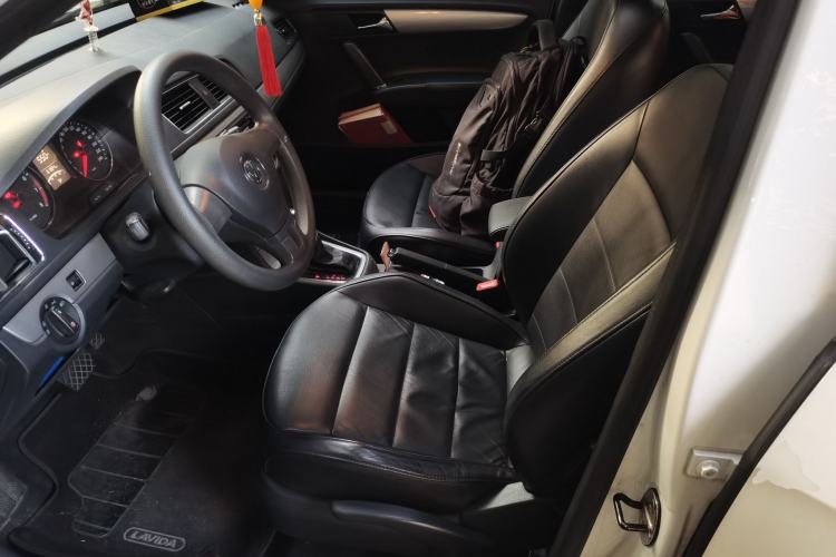 Used Volkswagen Gran Lavida 2013 1.4 TSI Automatic Comfort Model