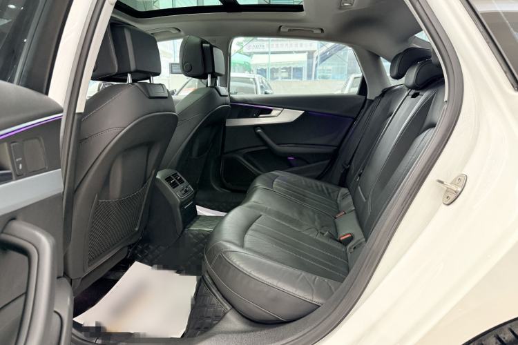 Used Audi A4L 2020 40 TFSI quattro Luxury Dynamic Model
