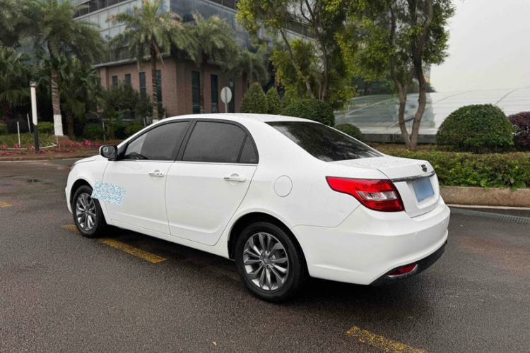 Used Geely Auto Vision 2017 1.5L Automatic Happiness Edition Exterior 7