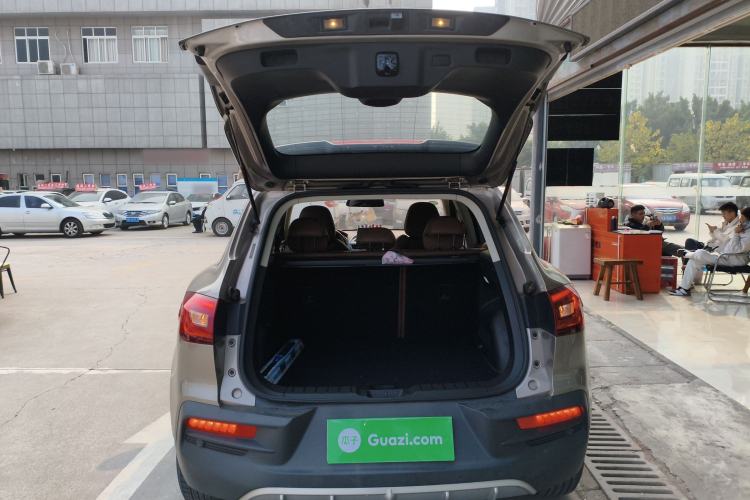 Used BORGWARD BX5 2017 20TGDI Automatic Two-Wheel Drive Pioneer Edition
