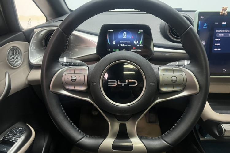 Used BYD Dolphin 2024 Honor Edition 420km Fashion Version
