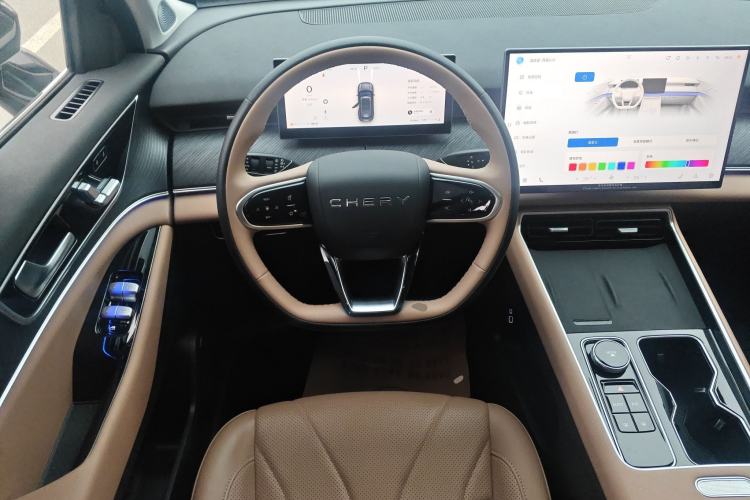 Used Chery Tiggo 8 L 2025 Model 2.0T Two-Wheel Drive Changhong Edition—5 Seaters
