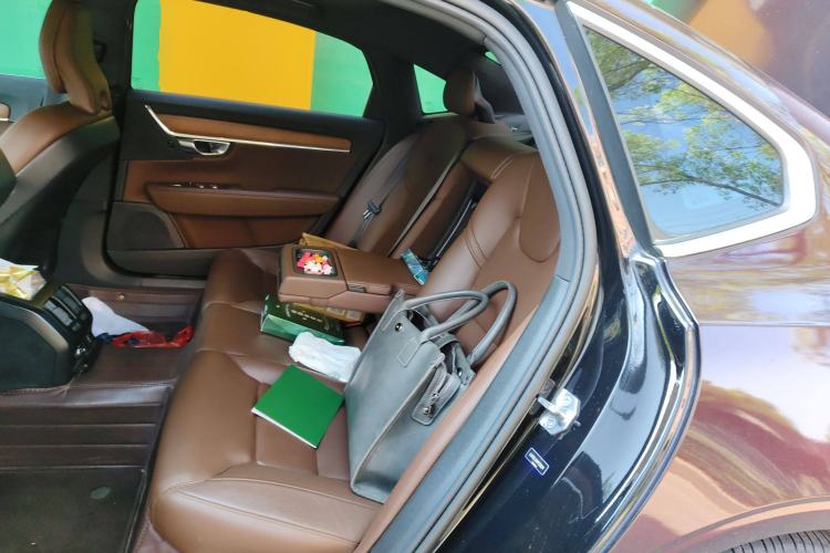 Used Volvo S90 2021 B5 Zhiyi Luxury Edition