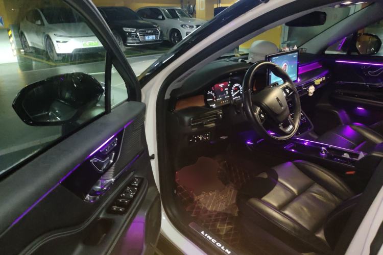 Used Lincoln Corsair 2021 2.0T Two-Wheel-Drive Luxury Edition Driver Seat