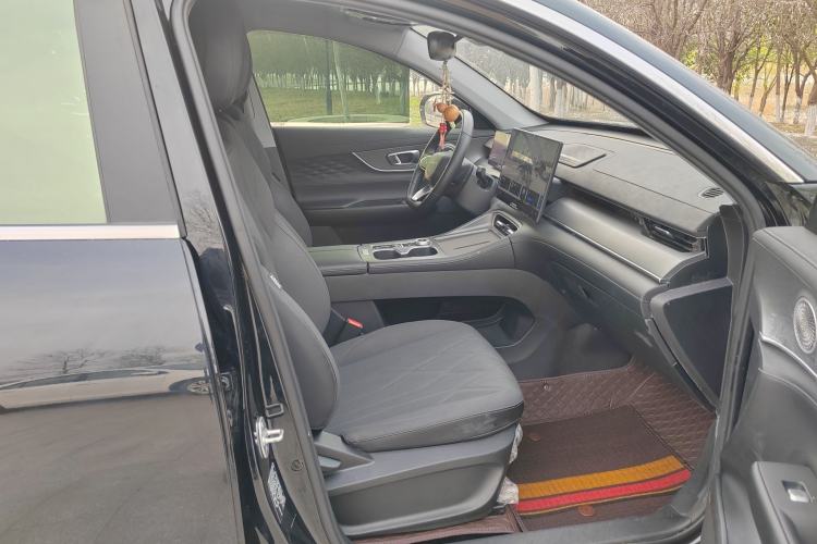 Used Chery Fengyun T8 2025 1.5T 130 km Comfort Edition 7-Seater
