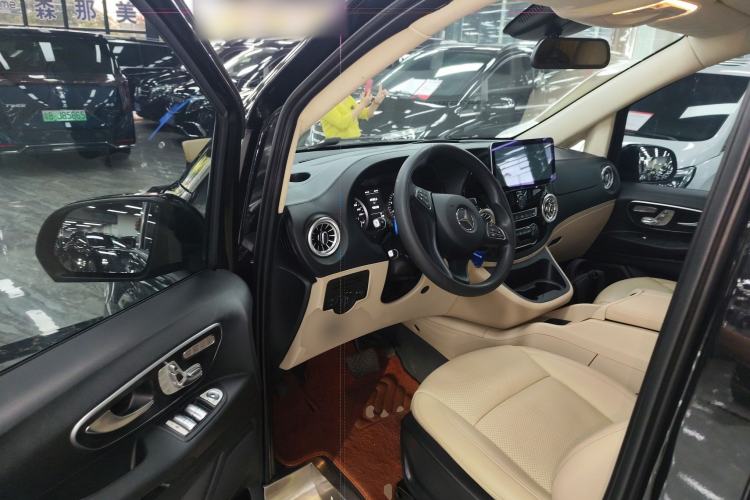 Used Mercedes-Benz Vito 2021 2.0T Elite Version 7 Seats