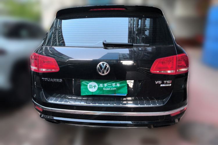Used Volkswagen Touareg 2016 3.0 TSI High-End Version Rear