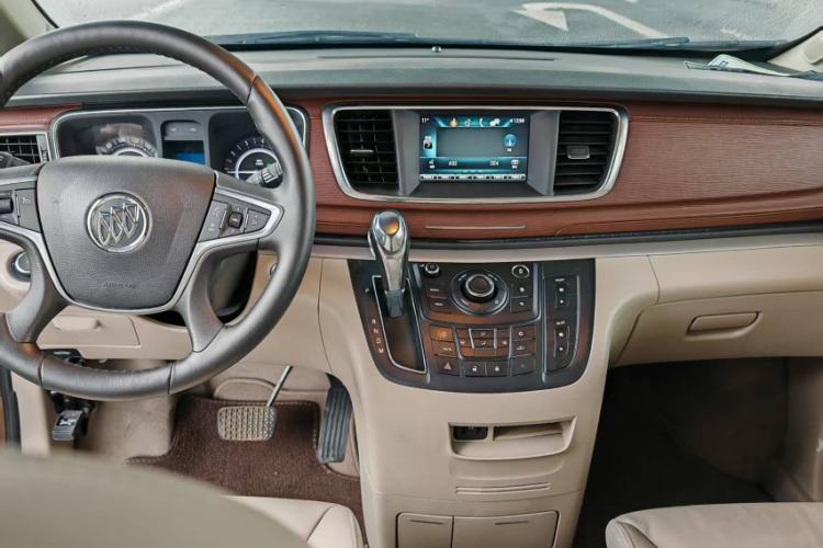 Used Buick GL8 2018 28T Luxury Model China VI Standard