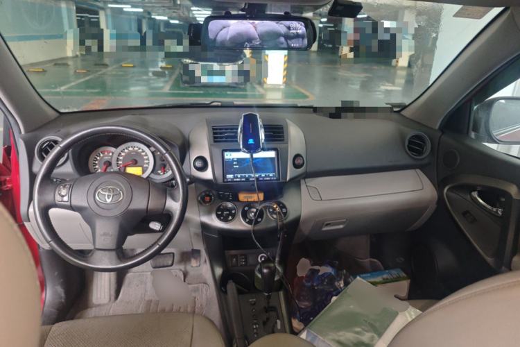 Used Toyota RAV4 2010 2.4L Automatic Deluxe Upgrade Edition
