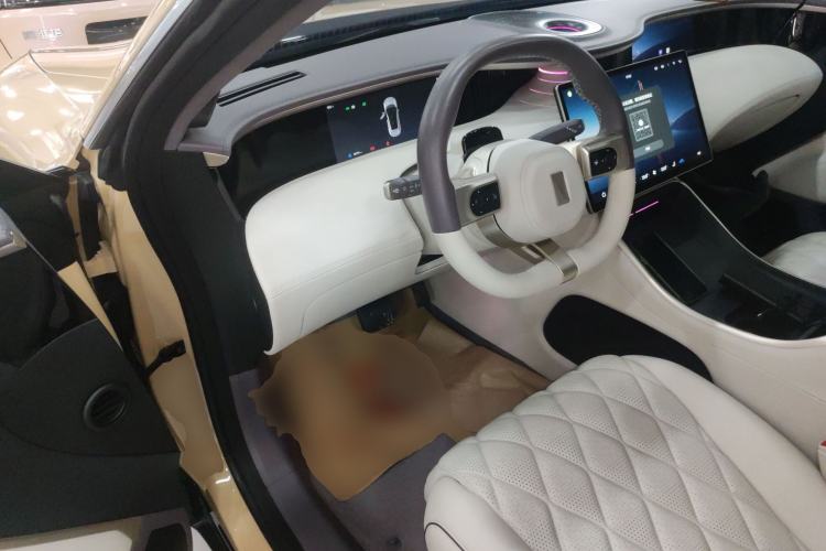 Used Avatr 11 2024 630 Rear-Wheel Drive Edition with Three Lasers