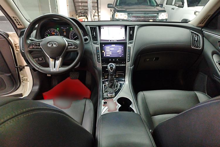 Used Infiniti Q50L 2018 2.0T Enjoyment Version China VI Standard