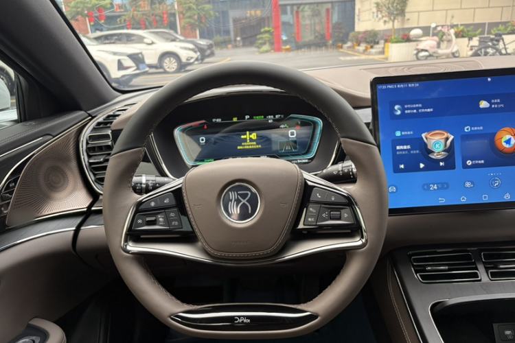 Used BYD Han 2020 EV Long-Range Deluxe Model Steering Wheel