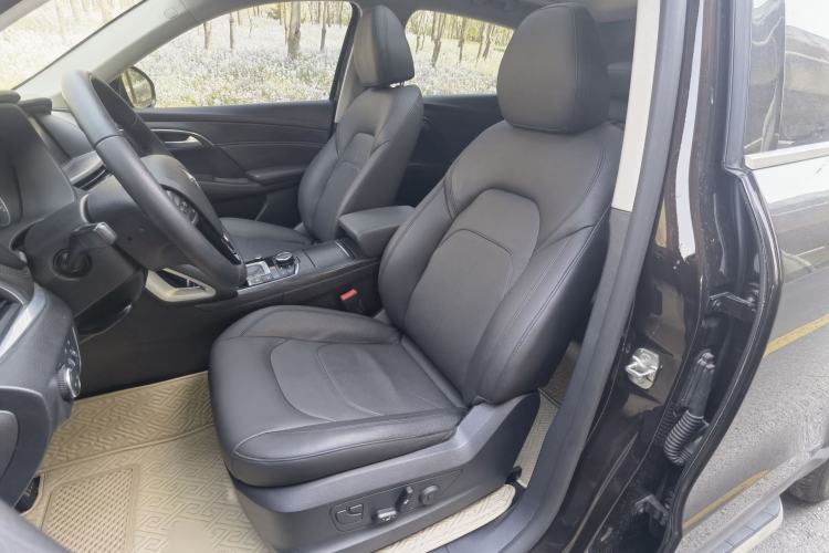 Used BORGWARD BX7 2016 28T Two-Wheel Drive Luxury Version 5 Seats