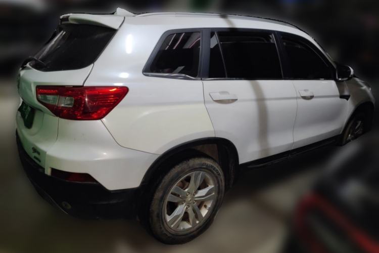 Used CHANGAN CS75 2016 2.0L Manual Luxury Version China V Standard Rear Right 45 Deg