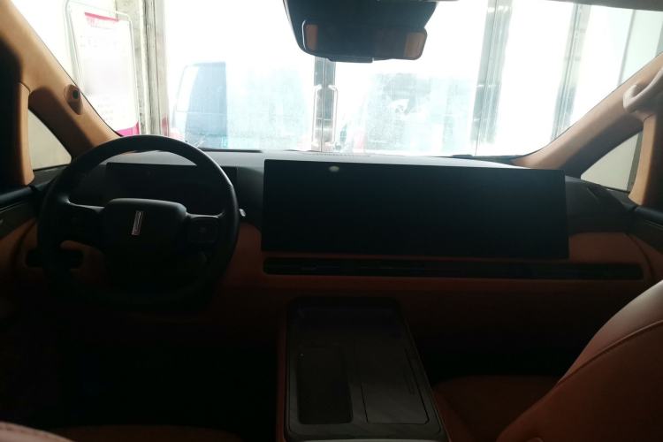 Used Wey Gaoshan 2025 Four-Wheel Drive Alpine 9
