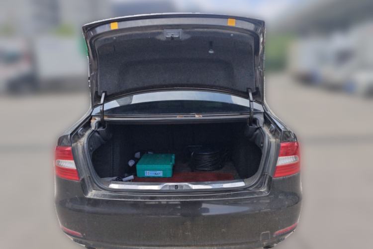 Used Skoda Superb 2013 2.0 TSI DSG Luxury Edition Trunk