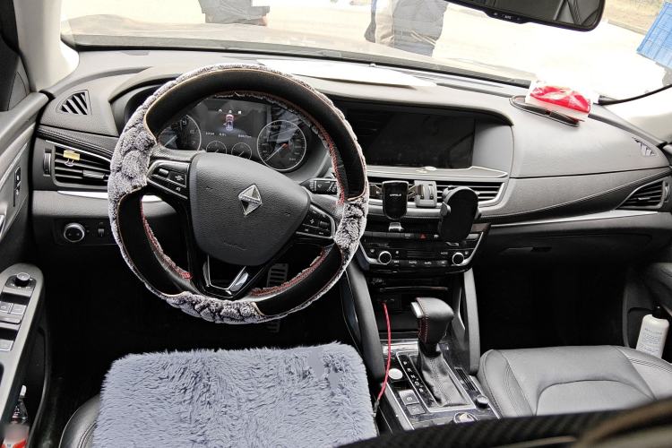 Used BORGWARD BX7 2016 28T Two-Wheel Drive Luxury Version 5 Seats